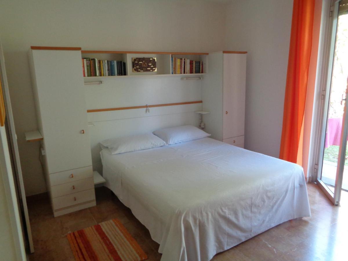 Le Gardenie Da Fil Bed & Breakfast Бордихера Екстериор снимка