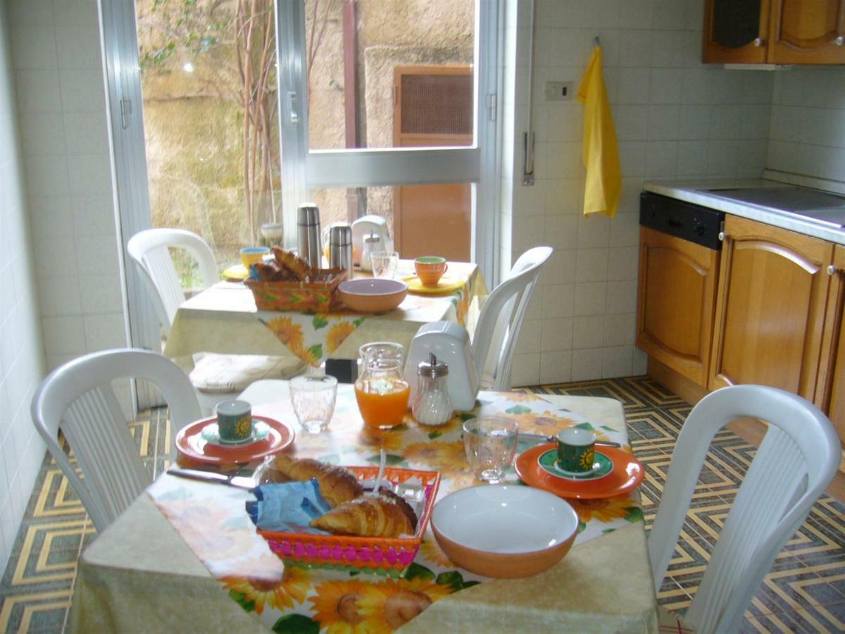 Le Gardenie Da Fil Bed & Breakfast Бордихера Екстериор снимка